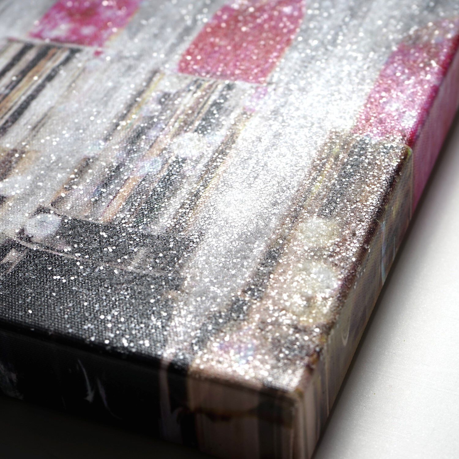 Lipstick Collection - Diamond Dust Glitter Secondary image