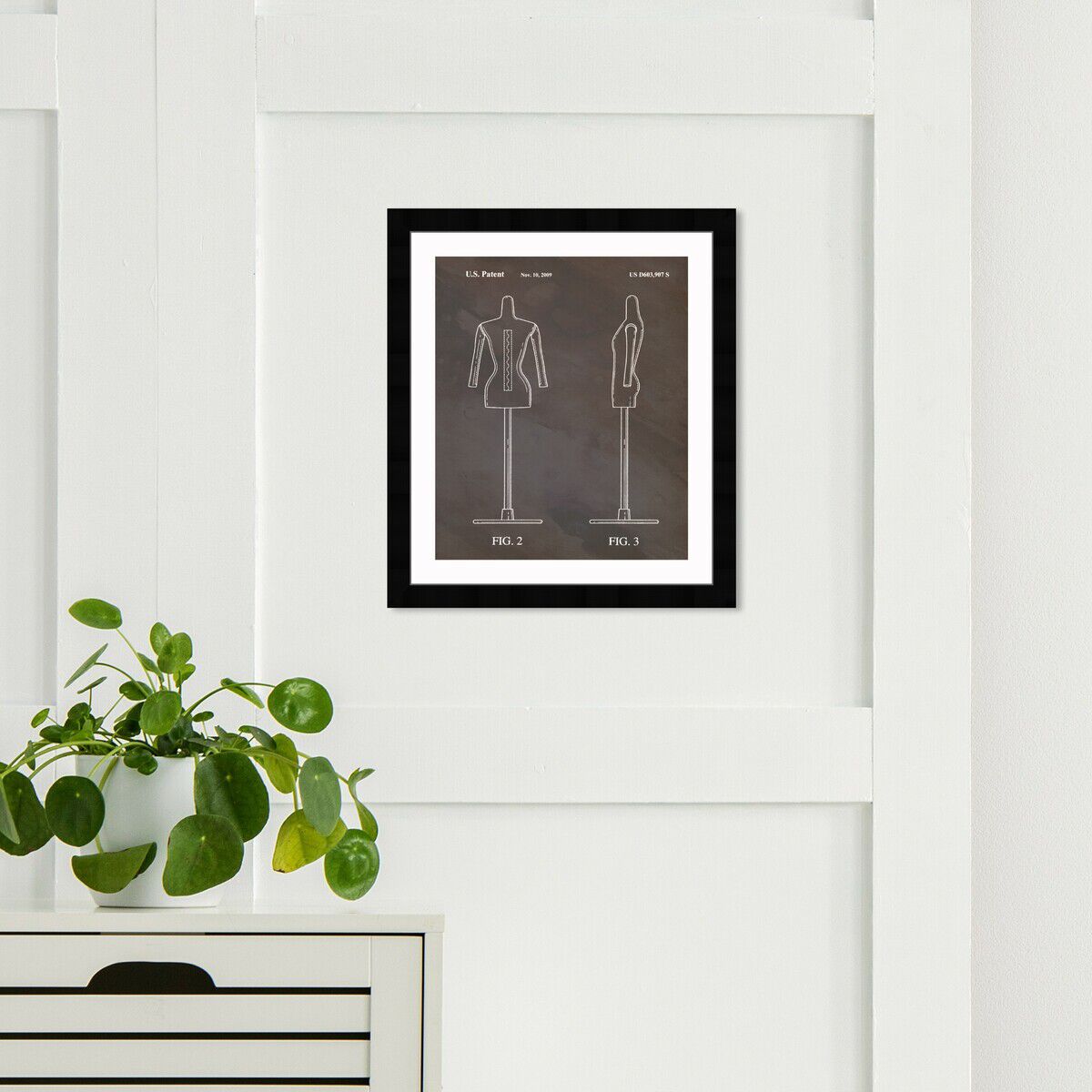 Mannequin, 2009 Secondary image