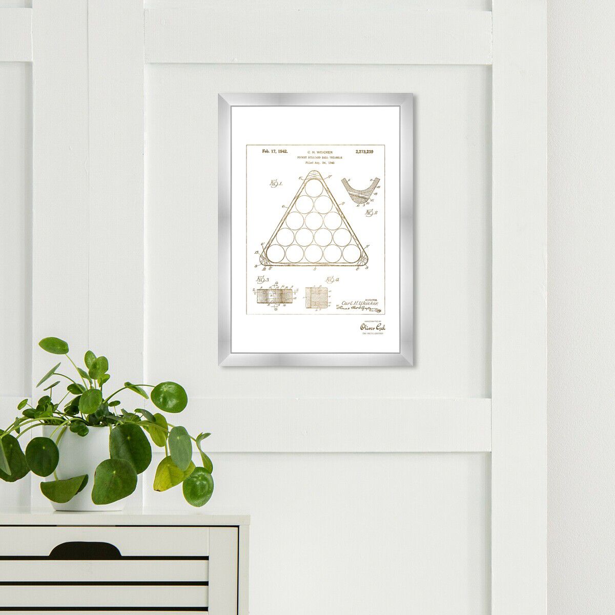 Pocket Billiard Ball Triangle 1942 Gold