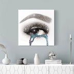 Eyes and Rhinestones: Diamond Dust™