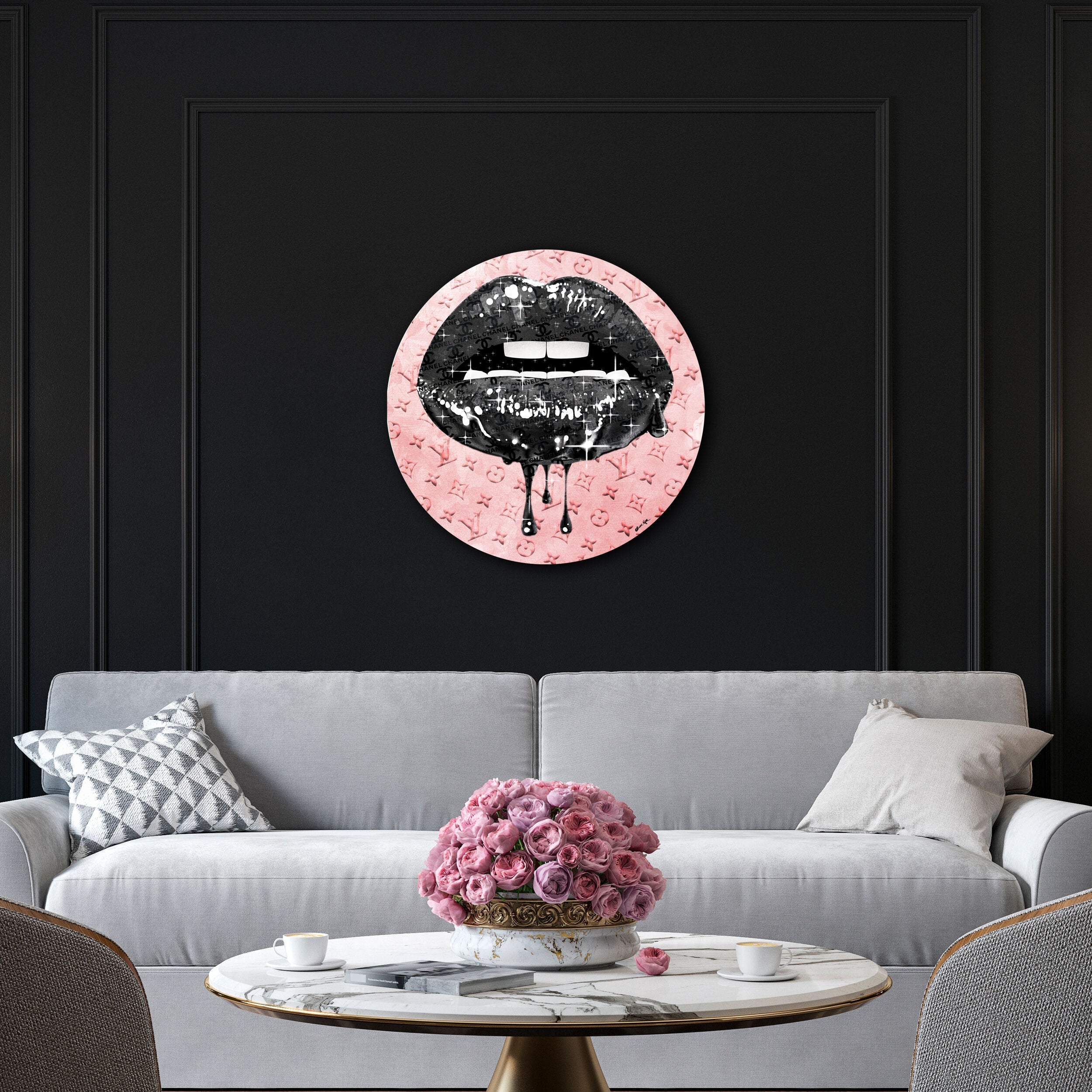 NOIR AND BLUSH LIPS - ROUND ACRYLIC ART