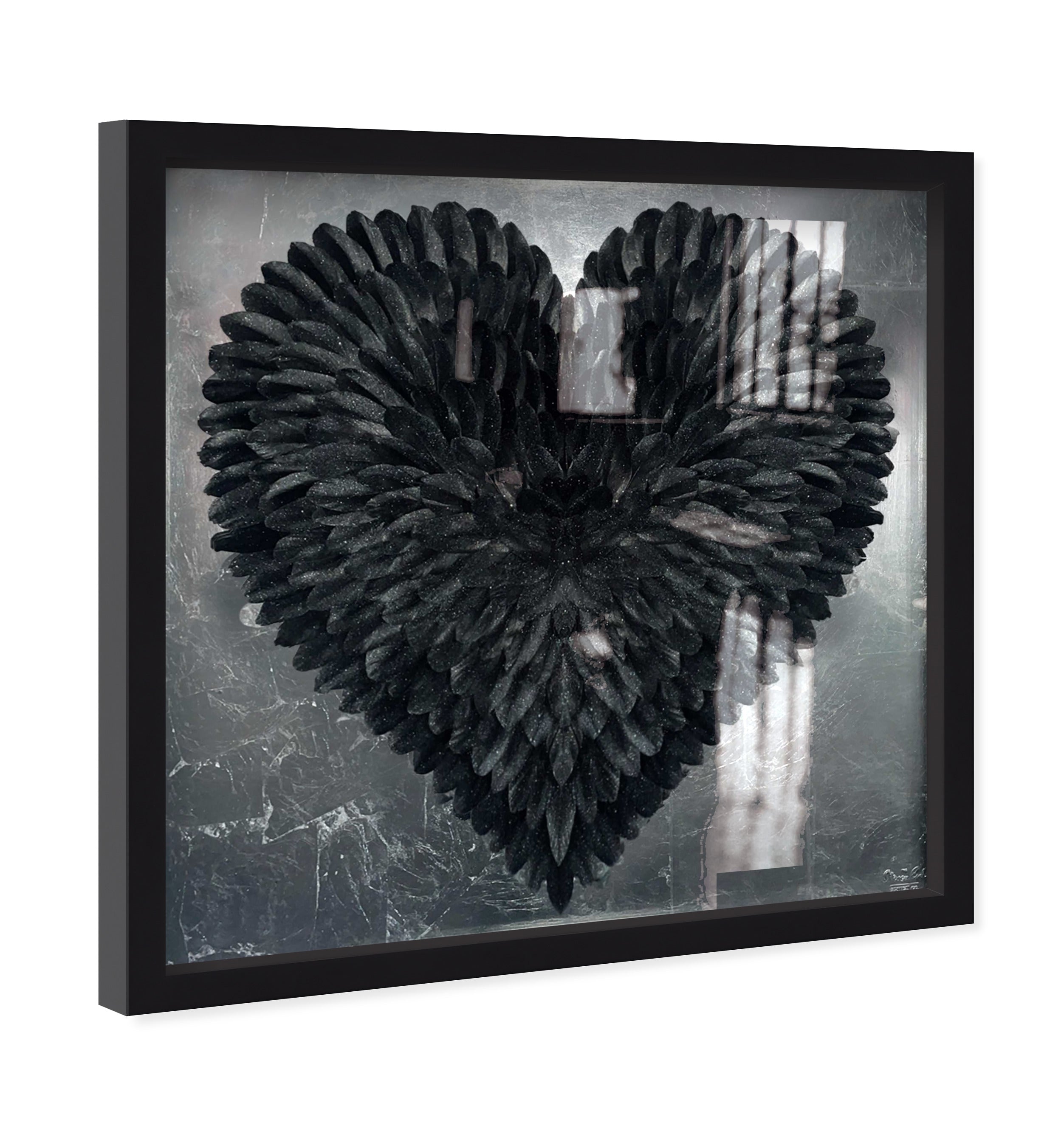 Glittering Noir Feather Heart Secondary image