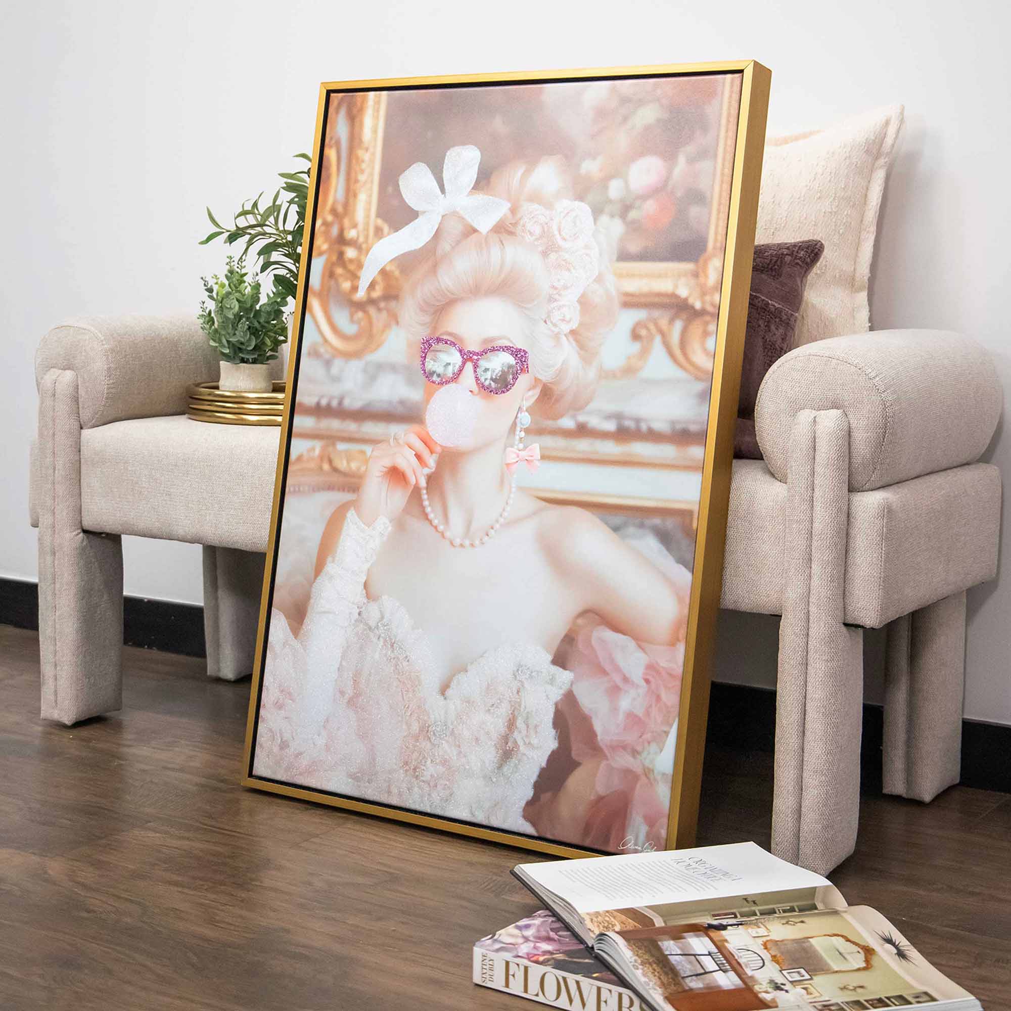 Duchess of Cool I - With Diamond Dust™ and Glitter